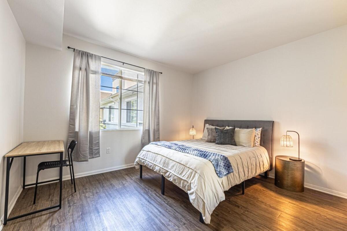 For Everyone! Huge 4br Townhouse In Venice * Los Ángeles