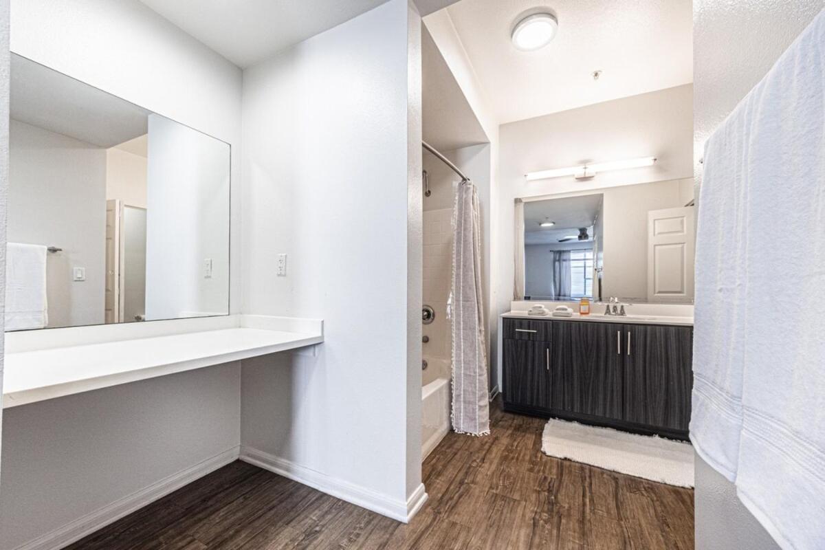 For Everyone! Huge 4br Townhouse In Venice